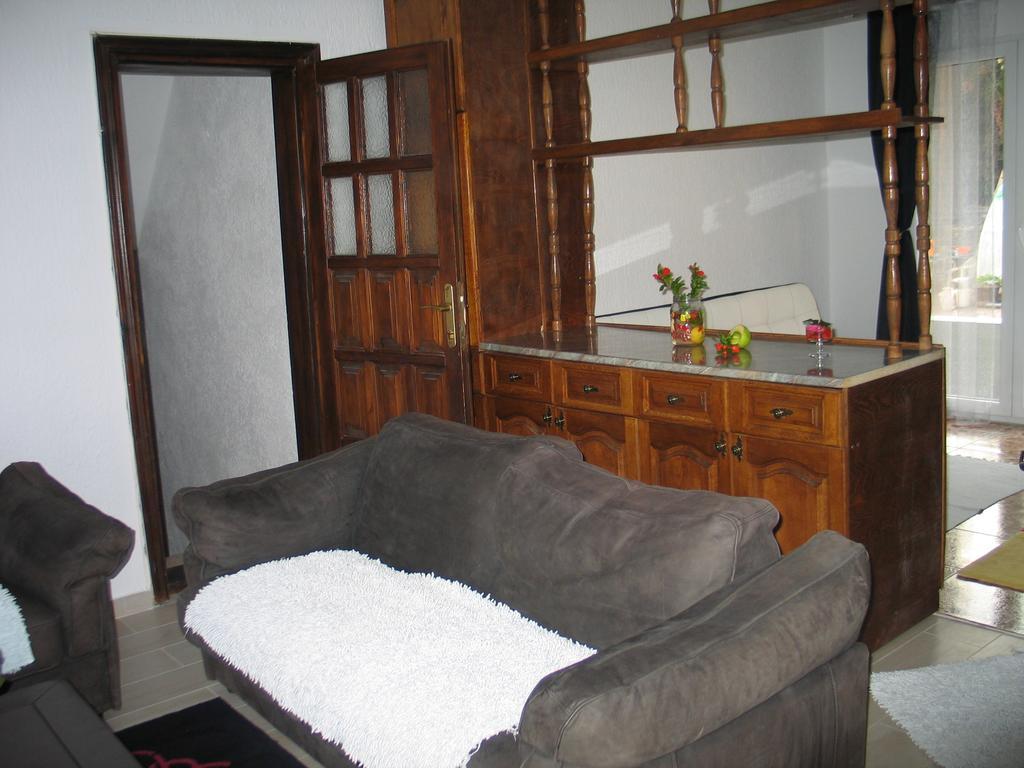Guest House Dena Dobra Voda Exterior foto